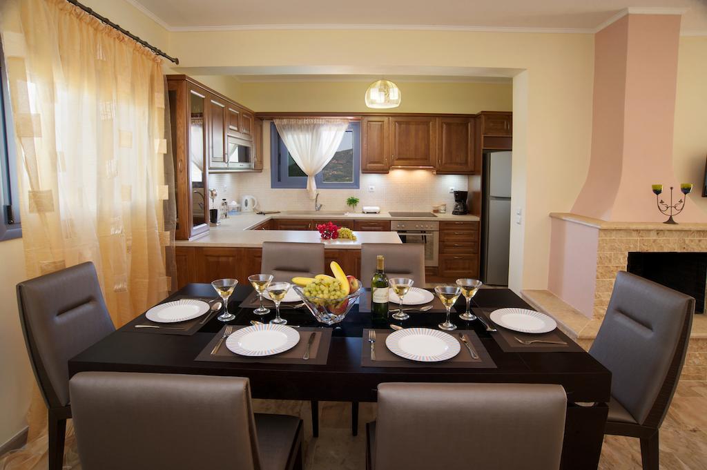 Sunrise Villa Chaliotata ห้อง รูปภาพ